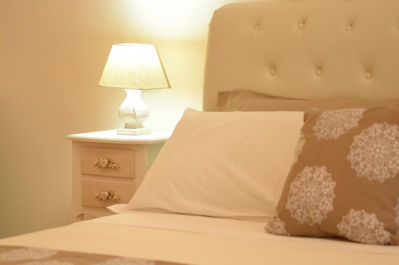 B&B Bonnes Suites Napoli Ngoại thất bức ảnh