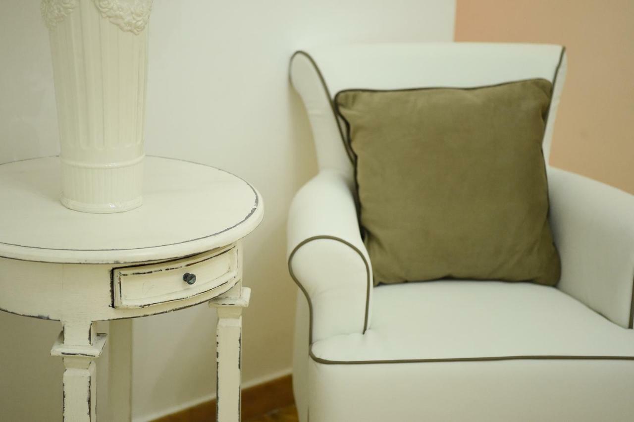 B&B Bonnes Suites Napoli Ngoại thất bức ảnh